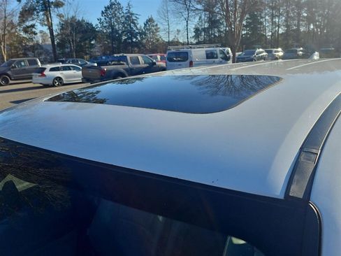 Used 2019 Honda Pilot EX-L image 3