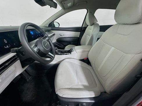 Used 2025 Hyundai Tucson SEL AWD/4WD image 13