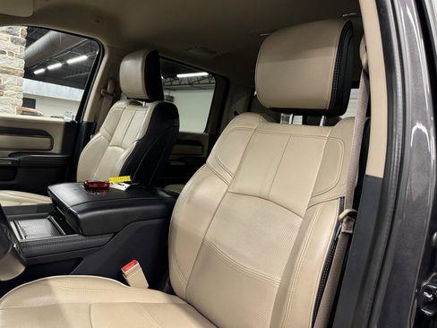 Used 2022 RAM 3500 Limited AWD/4WD image 24