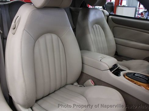 Used 2002 Jaguar XK8 Convertible RWD image 34