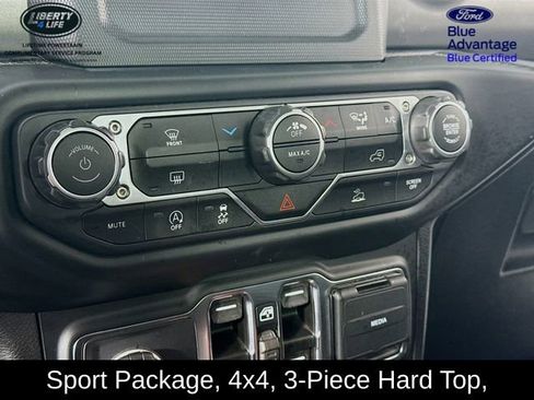 Used 2023 Jeep Gladiator Sport image 15