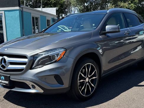 Used 2017 Mercedes-Benz GLA 250 4MATIC image 7