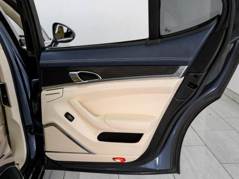 Used 2010 Porsche Panamera Turbo AWD/4WD image 51
