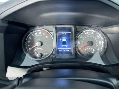 Used 2022 Toyota Tacoma SR AWD/4WD image 20