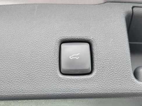 Certified 2024 Ford Escape SE image 13