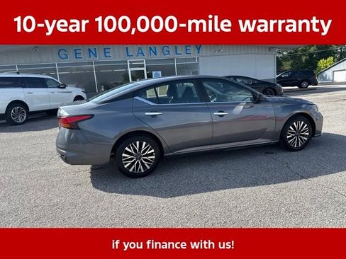 Used 2025 Nissan Altima 2.5 SV FWD image 20