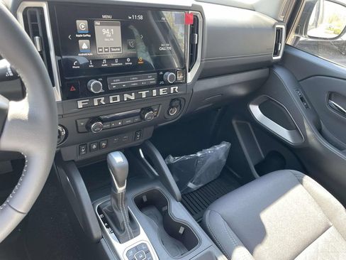New 2026 Nissan Frontier SV w/ All-Weather Content Package AWD/4WD image 21