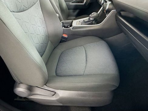 Used 2020 Toyota RAV4 XLE w/ All Weather Liner Package AWD/4WD image 38