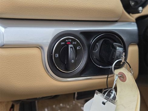 Used 2013 Porsche Boxster image 18