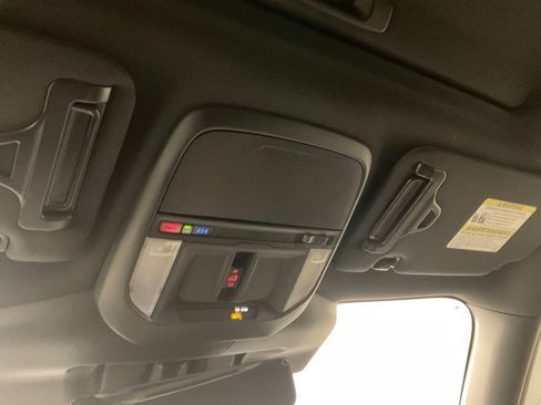 Used 2025 Subaru Forester Touring image 25