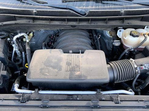 Used 2024 GMC Yukon XL AT4 w/ AT4 Premium Plus Package AWD/4WD image 63