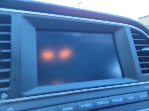 Used 2018 Hyundai Elantra Value Edition image 27