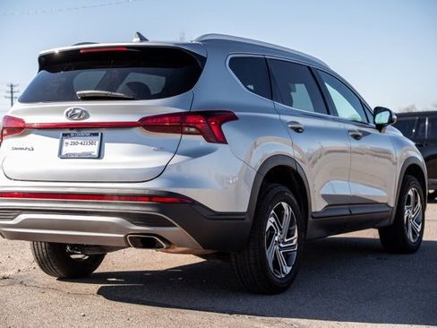 Used 2023 Hyundai Santa Fe SEL image 5