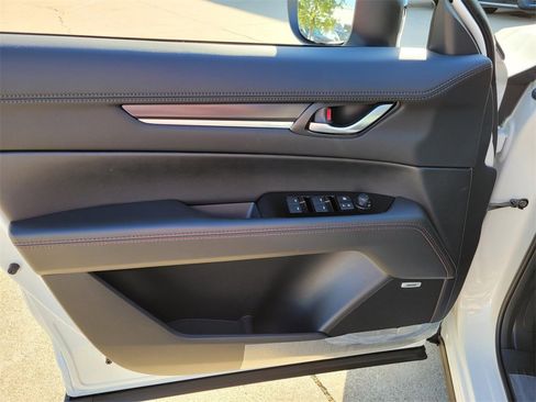 New 2025 MAZDA CX-5 Carbon Edition image 15