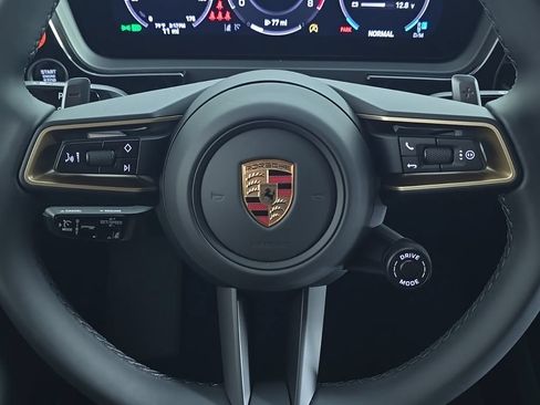 Certified 2026 Porsche Cayenne Coupe AWD/4WD image 31