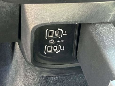 Used 2022 RAM 1500 Big Horn AWD/4WD image 24
