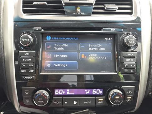 Used 2014 Nissan Altima 2.5 SV w/ Convenience Package FWD image 21