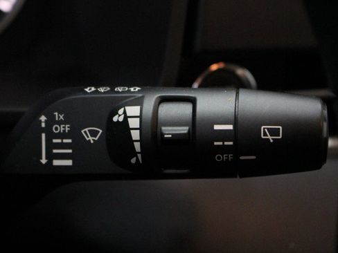 Used 2022 Mitsubishi Outlander ES image 15