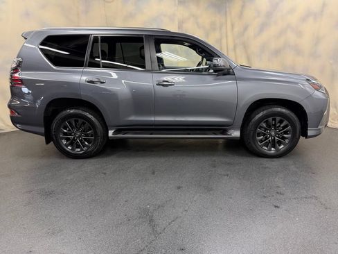 Used 2021 Lexus GX 460 Premium w/ Premium Package AWD/4WD image 9