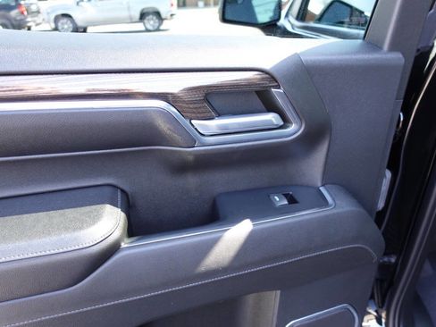 Used 2023 Chevrolet Silverado 1500 LT AWD/4WD image 21