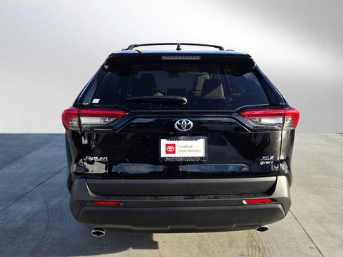 Used 2025 Toyota RAV4 XLE image 4