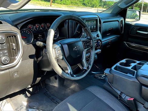 Certified 2019 Chevrolet Silverado 1500 RST image 15