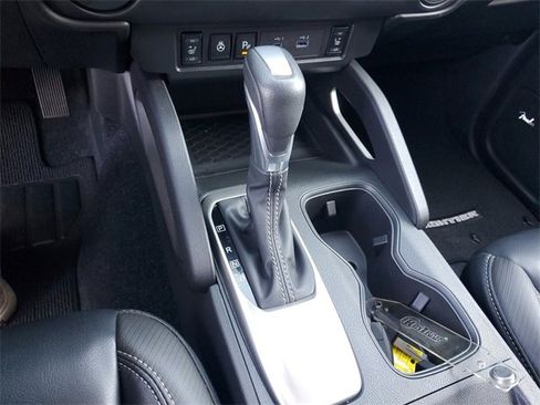 Used 2024 Nissan Frontier SL w/ Technology Package image 25