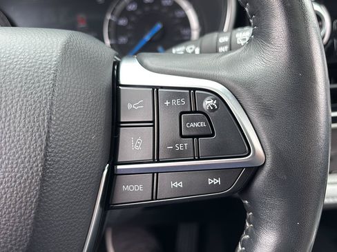Used 2020 Toyota Highlander Limited AWD/4WD image 29