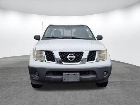 Used 2007 Nissan Frontier XE w/ Preferred Pkg RWD image 2