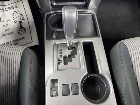 Used 2014 Toyota 4Runner SR5 RWD image 18