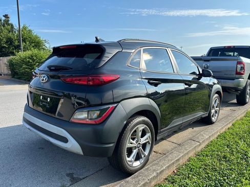 Used 2022 Hyundai Kona SEL FWD image 3