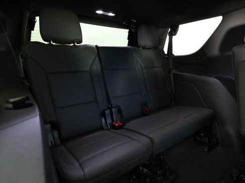 Used 2026 Chevrolet Tahoe Z71 w/ Comfort Package AWD/4WD image 12