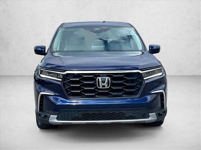 Used 2024 Honda Pilot EX-L image 3