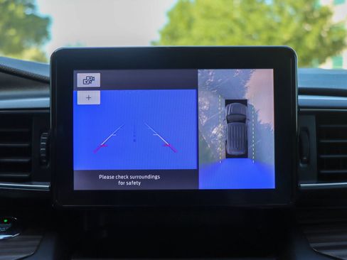 Used 2020 Ford Explorer Limited RWD image 41