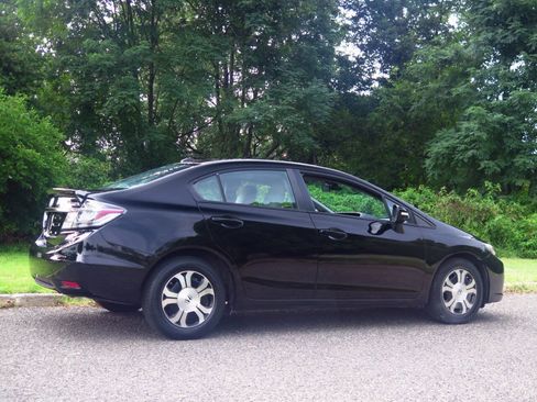 Used 2013 Honda Civic Hybrid Sedan image 4