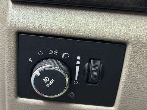 Used 2013 Jeep Grand Cherokee Laredo image 13