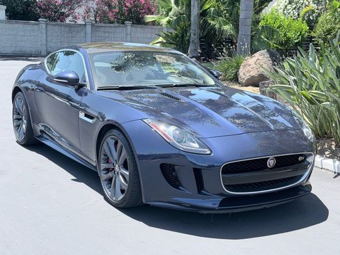 Used 2016 Jaguar F-TYPE S RWD image 4