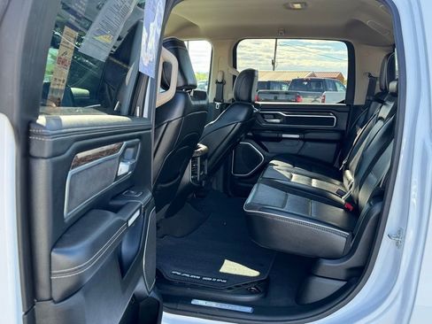Used 2020 RAM 1500 Laramie AWD/4WD image 19