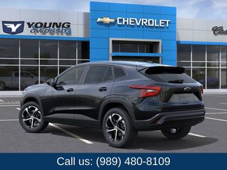 New 2026 Chevrolet Trax RS w/ Sunroof Package FWD video 3