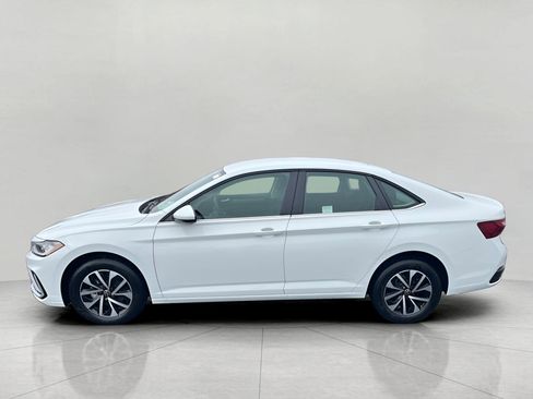 New 2025 Volkswagen Jetta S image 4