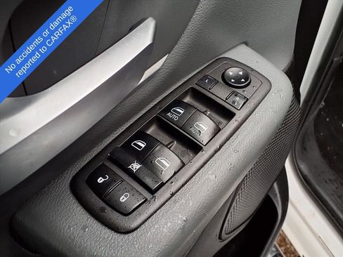 Used 2021 RAM 1500 Big Horn image 13