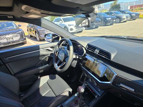 New 2025 Audi Q3 2.0T Premium Plus image 10
