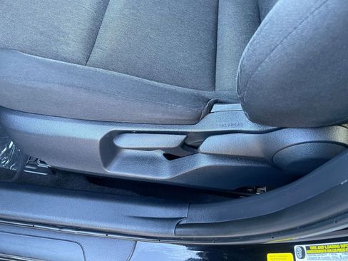 Used 2025 Toyota Camry LE image 23