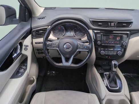 Certified 2022 Nissan Rogue Sport SV w/ Technology Package AWD/4WD image 12