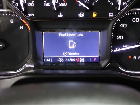 Used 2022 GMC Sierra 2500 AT4 image 42