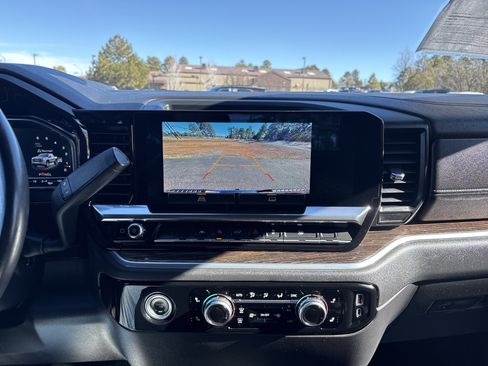 Used 2022 GMC Sierra 1500 Elevation image 27