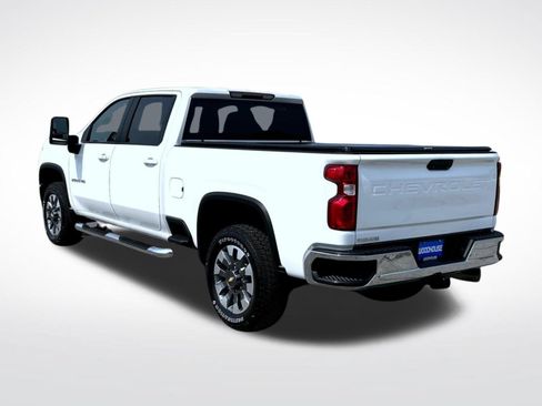 Certified 2022 Chevrolet Silverado 2500 LT w/ Convenience Package AWD/4WD image 8