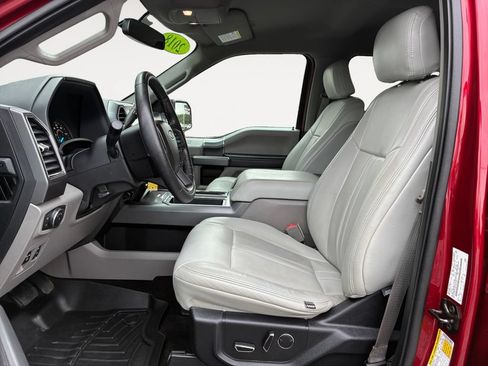 Used 2018 Ford F150 XLT w/ Equipment Group 302A Luxury AWD/4WD image 9