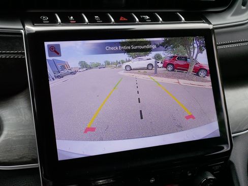 Used 2025 Jeep Grand Cherokee L Limited w/ Trailer Tow Package AWD/4WD image 29