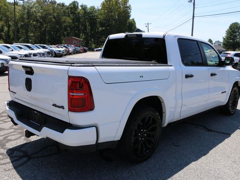 Used 2025 RAM 1500 Limited AWD/4WD image 8
